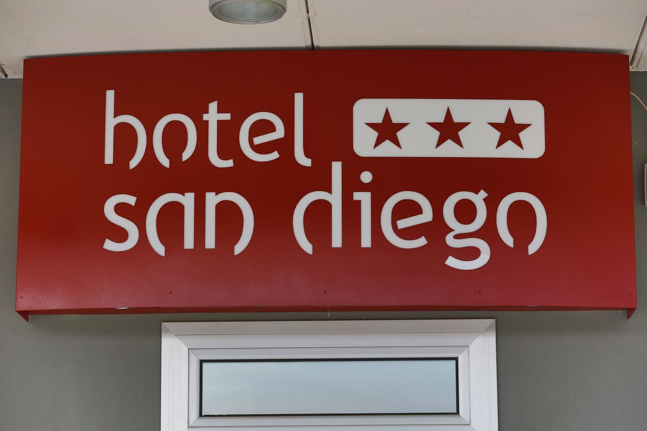 Hotel San Diego Ренде Екстериор снимка